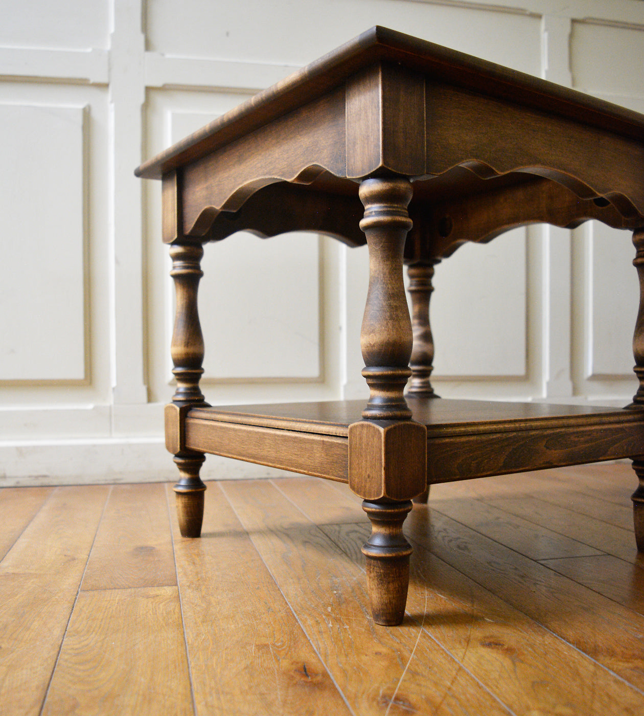 コーヒーテーブル