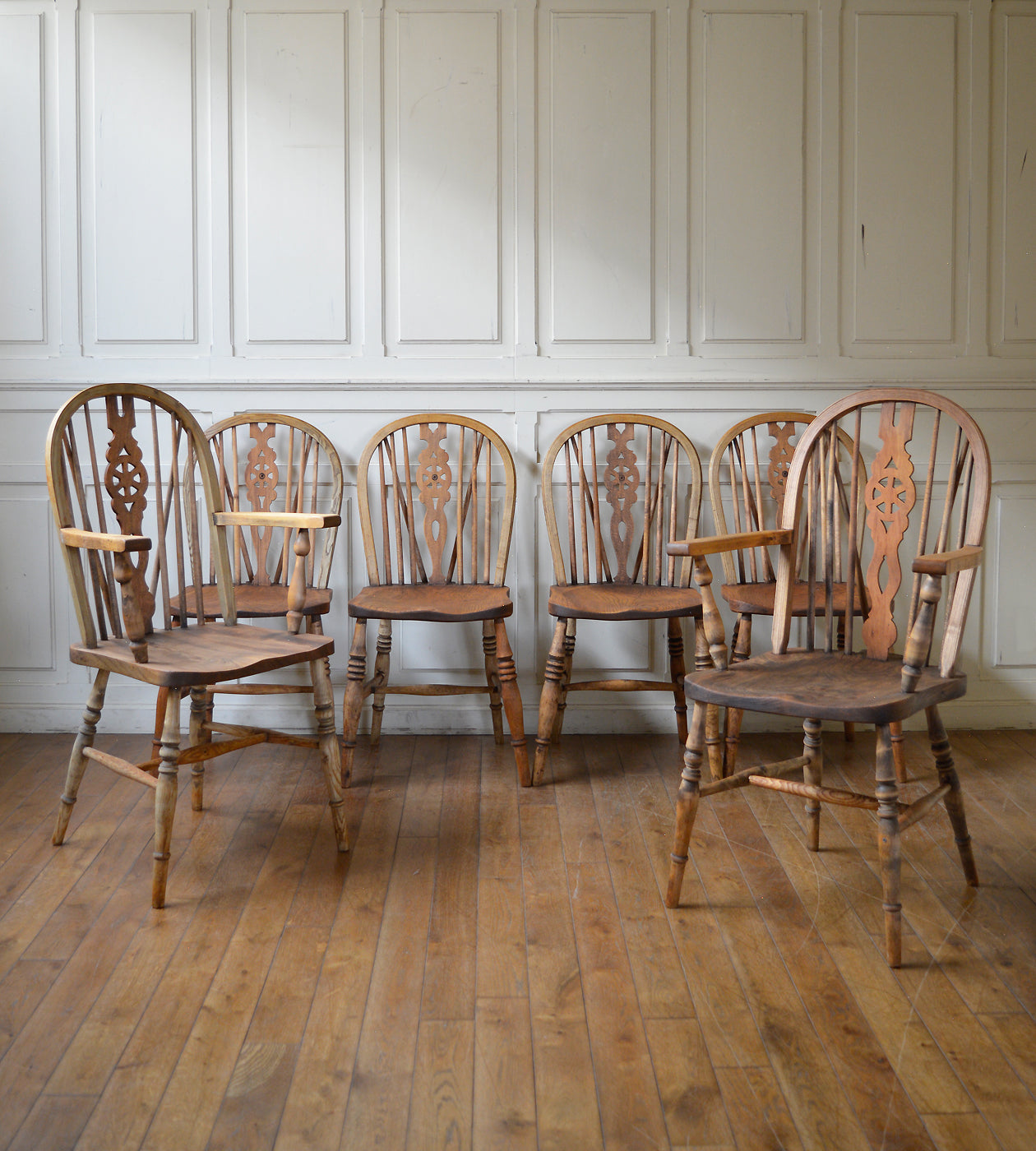 ホイールバックチェア