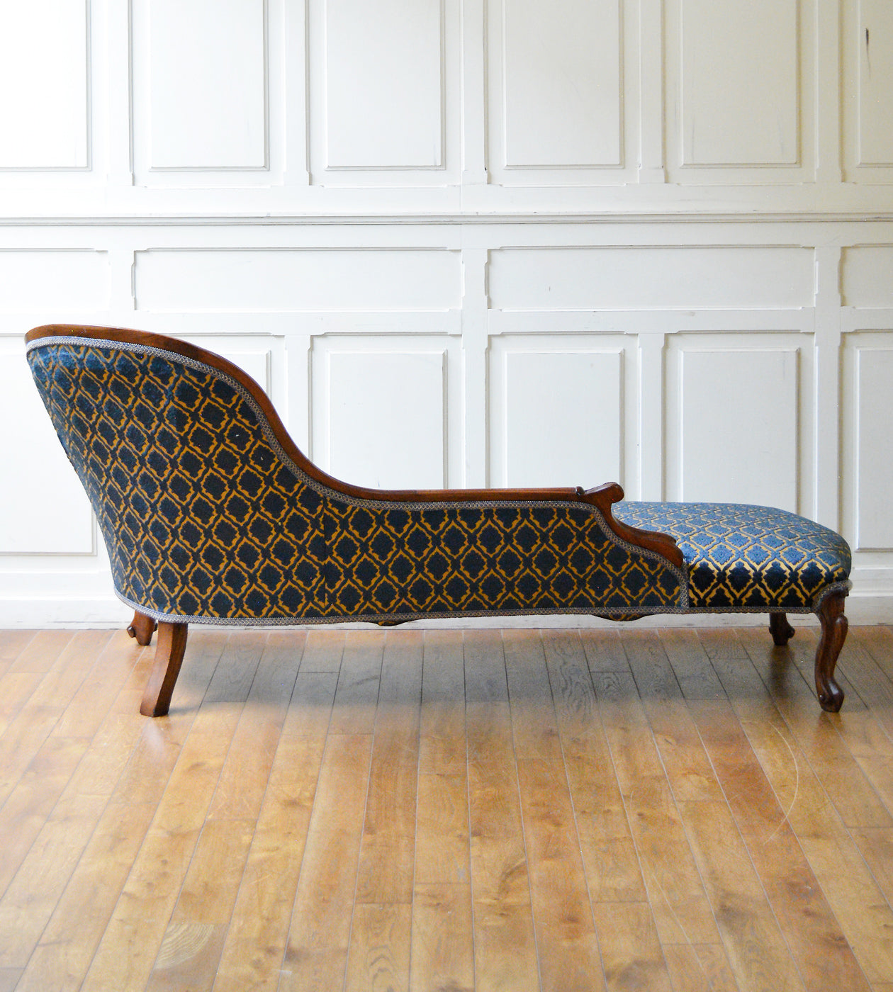 アンティークシェーズロング – 英国アンティーク家具専門店 神戸家具