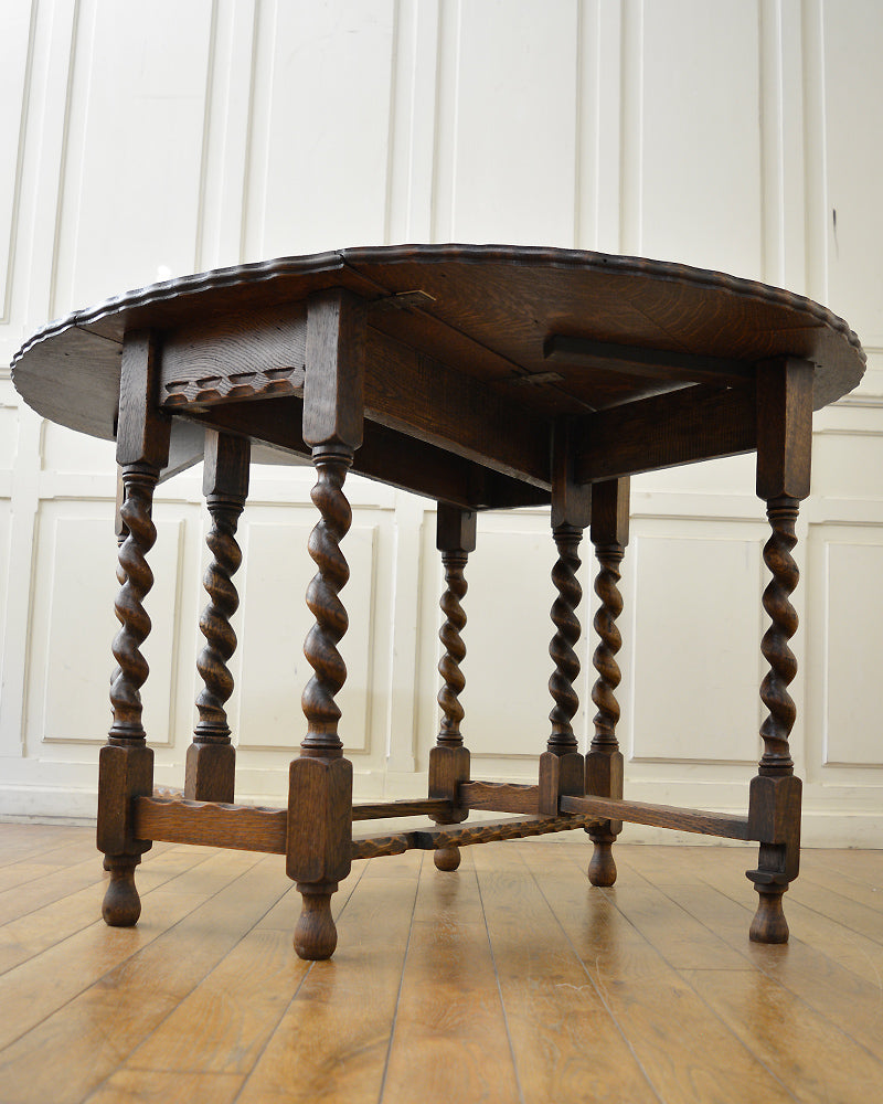 ゲートレッグテーブル