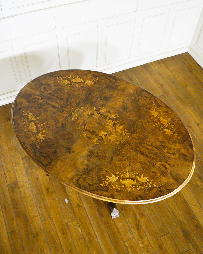 オーバルテーブル