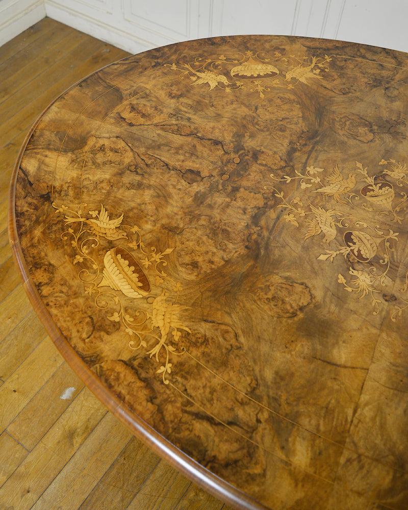 オーバルテーブル