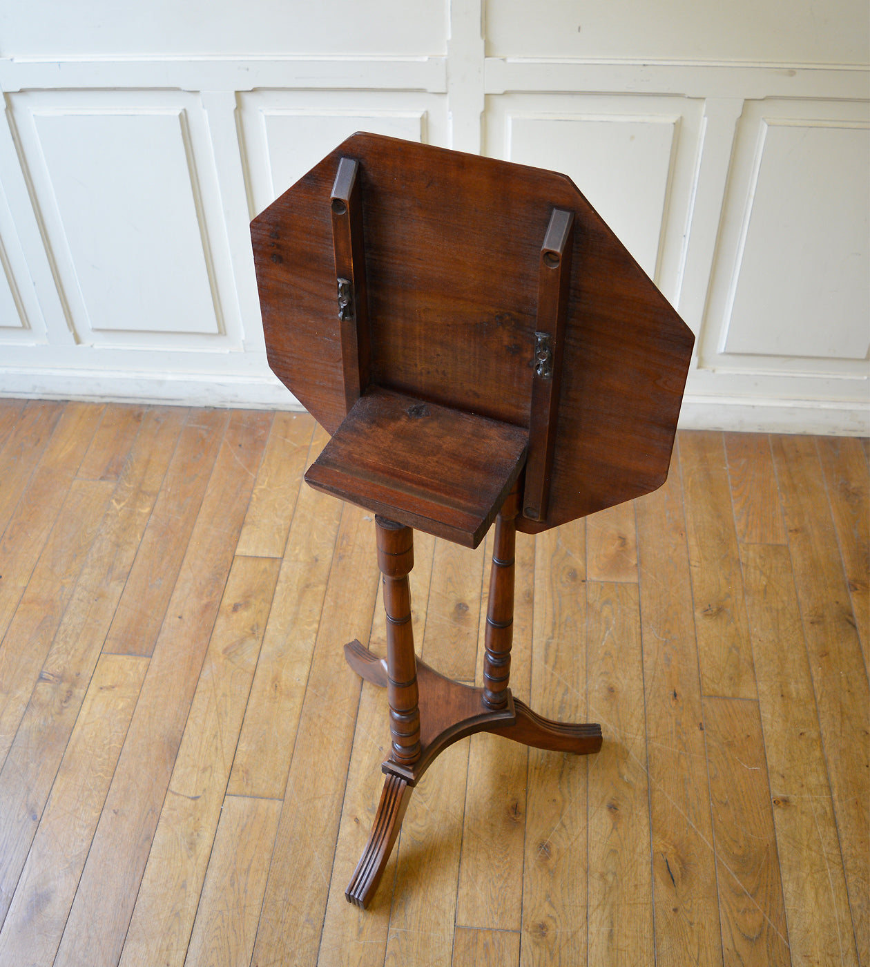 オケージョナルテーブル