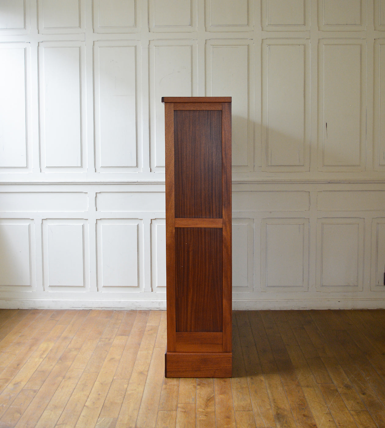 ファイリングキャビネット