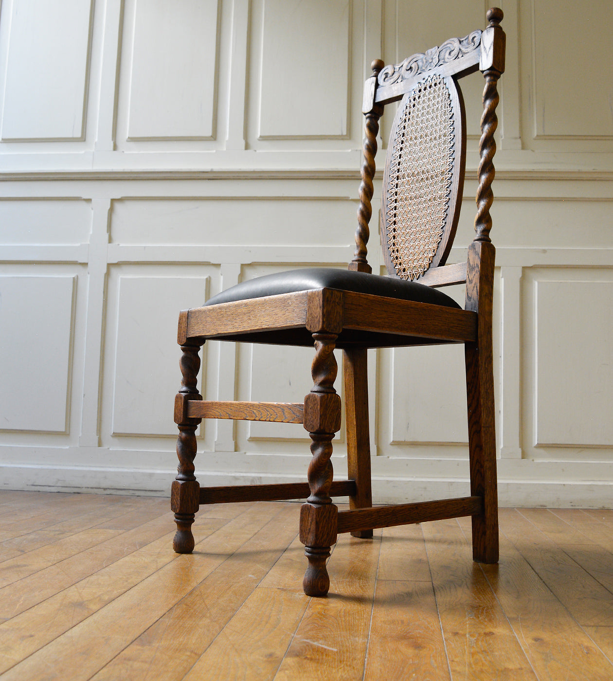 ダイニングチェア