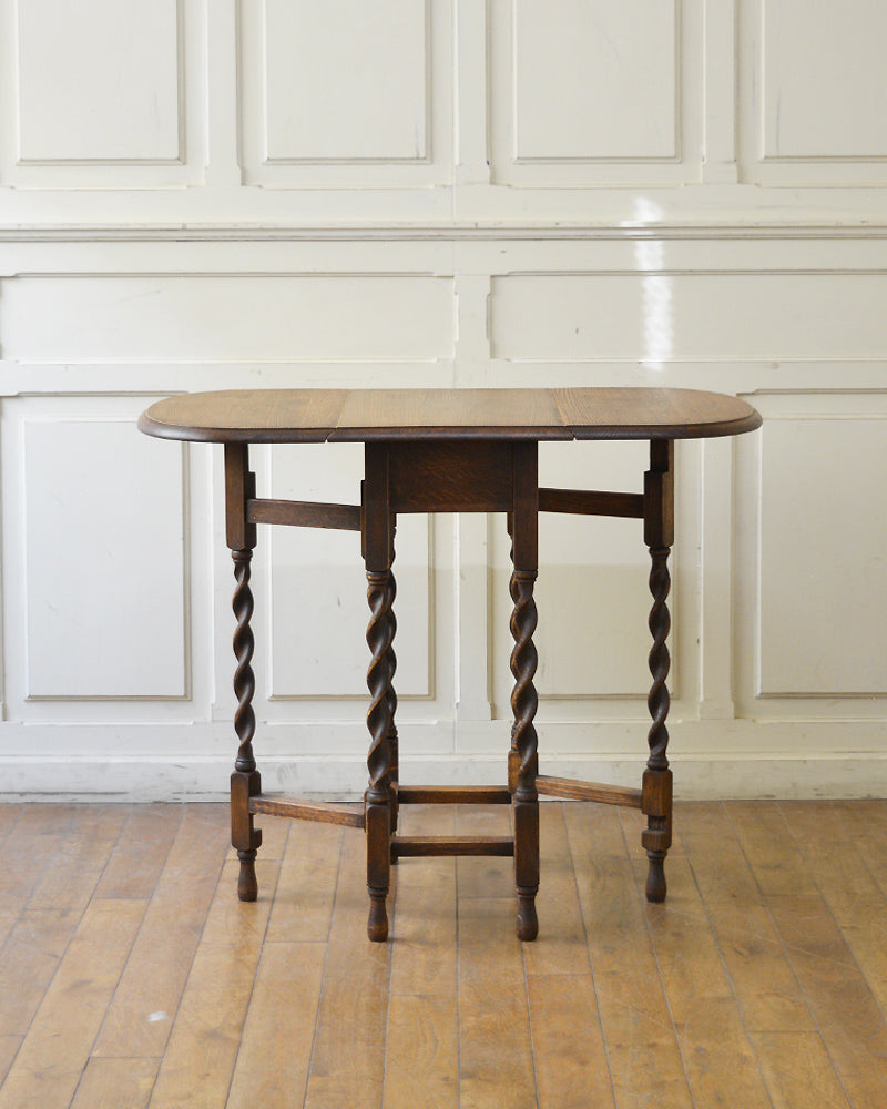 ゲートレッグテーブル