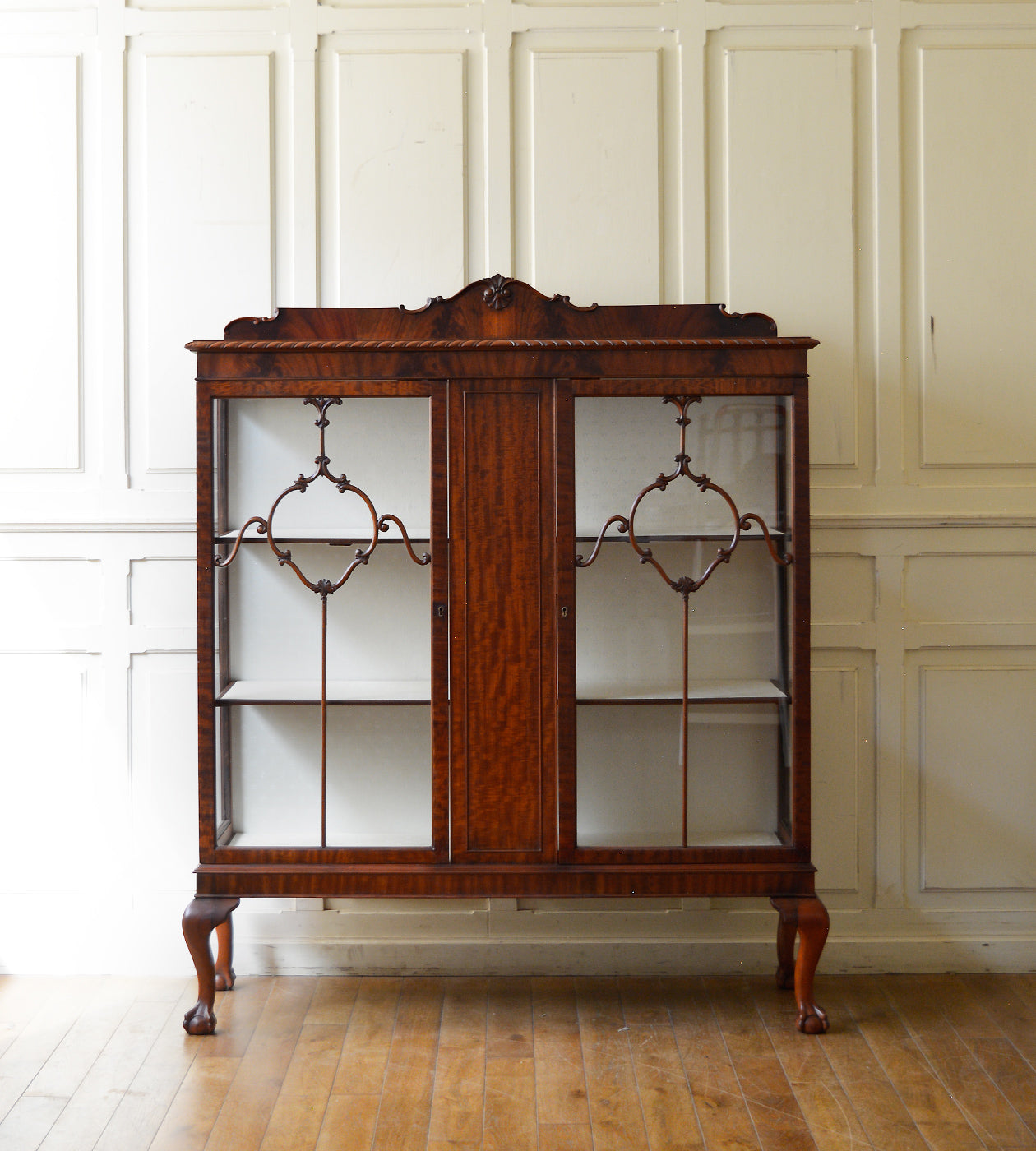 キャビネット 鍵付き