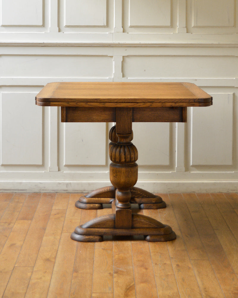 ドローリーフテーブル