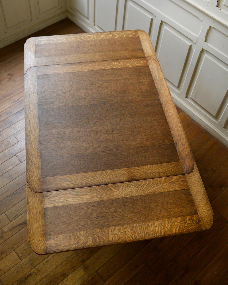 ドローリーフテーブル