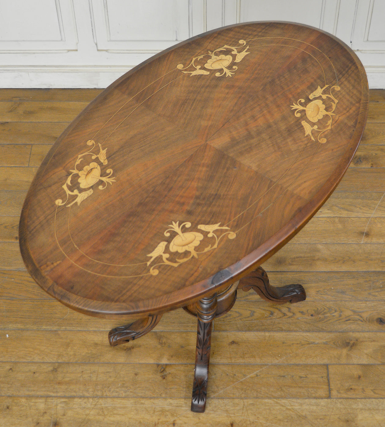 ティーテーブル