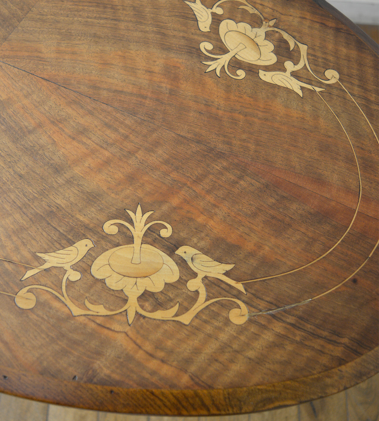 ティーテーブル