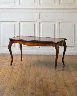 コーヒーテーブル