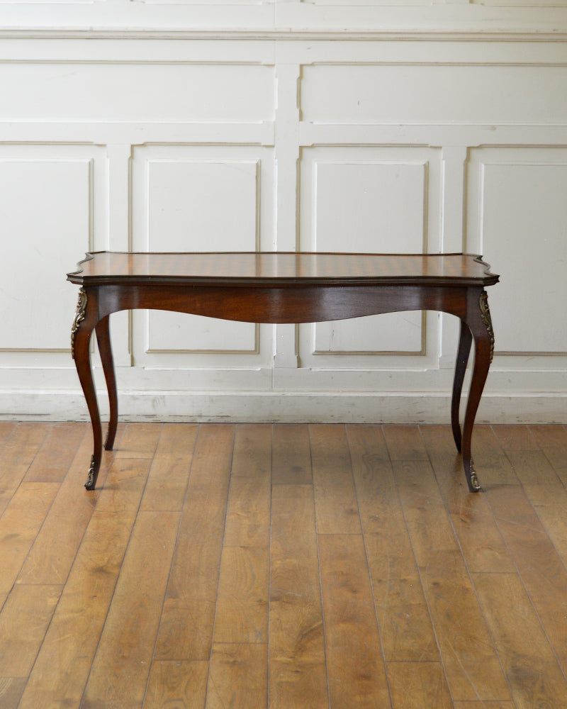 コーヒーテーブル