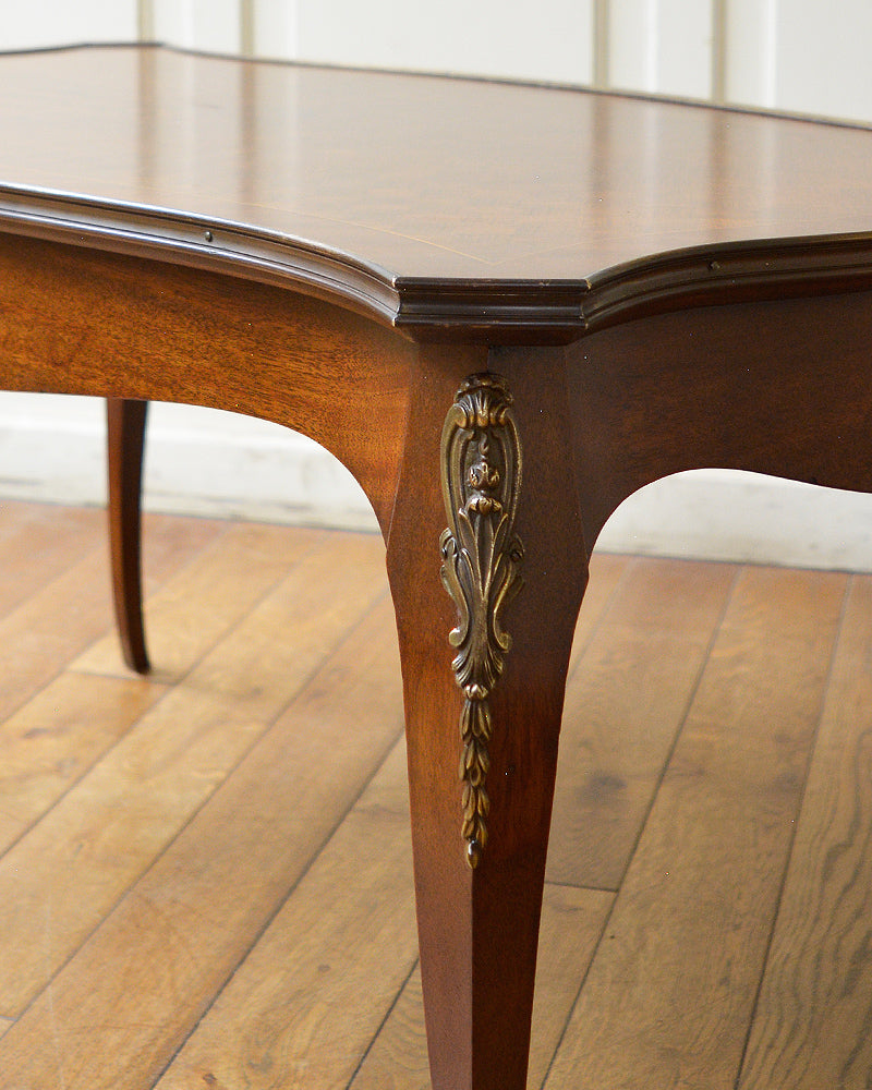 コーヒーテーブル